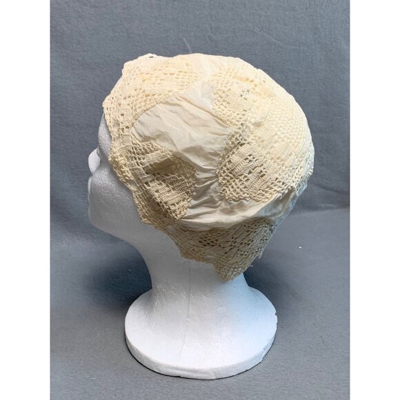 Vintage Handmade Lace & Silk Bonnet - For the Fancy Headed Women - Picture 3 of 13